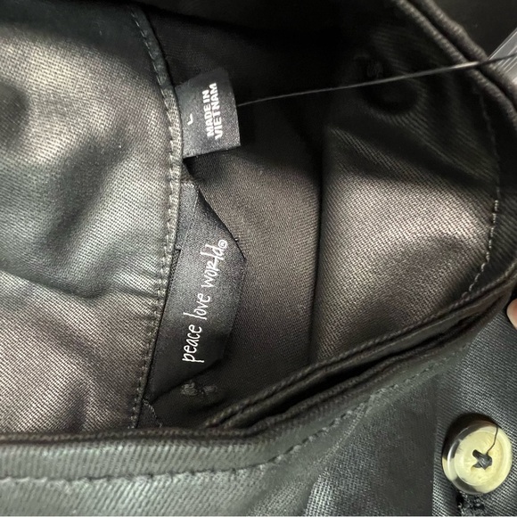 Peace Love World Jacket - Picture 9 of 11